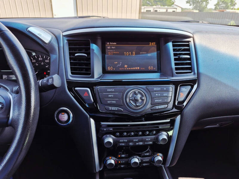 2013 Nissan Pathfinder SV