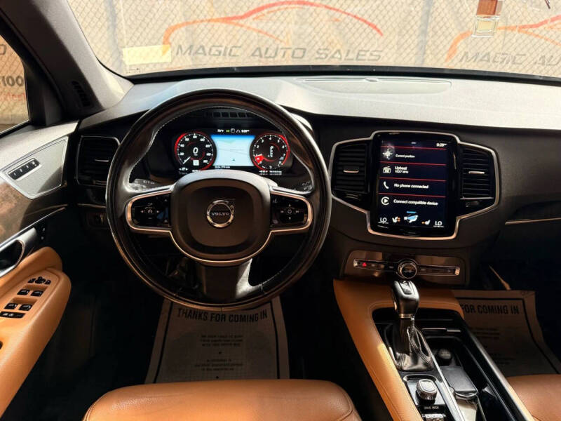 2018 Volvo XC90 T6 Momentum