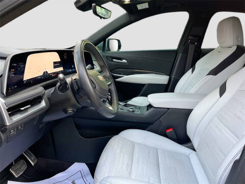 2025 Cadillac XT4 Sport