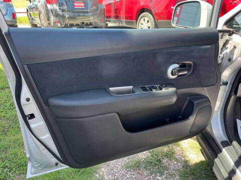 2012 Nissan Versa 1.8 S