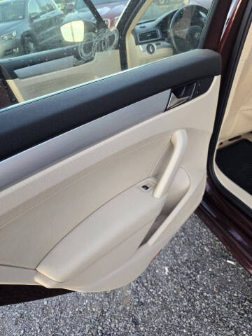 2013 Volkswagen Passat SE