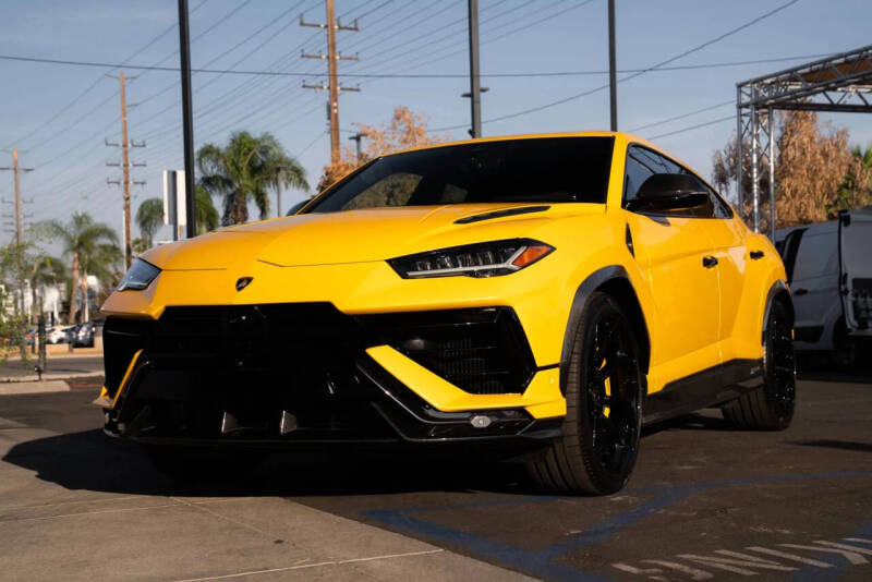 2024 Lamborghini Urus Performante