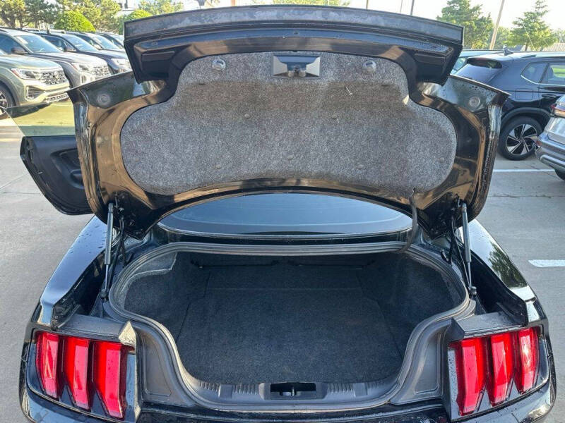 2021 Ford Mustang EcoBoost
