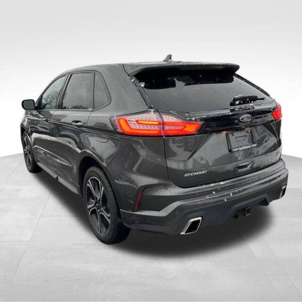 2020 Ford Edge ST