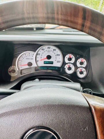 2004 HUMMER H2 Adventure Series