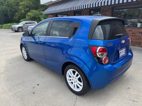 2016 Chevrolet Sonic LT Auto