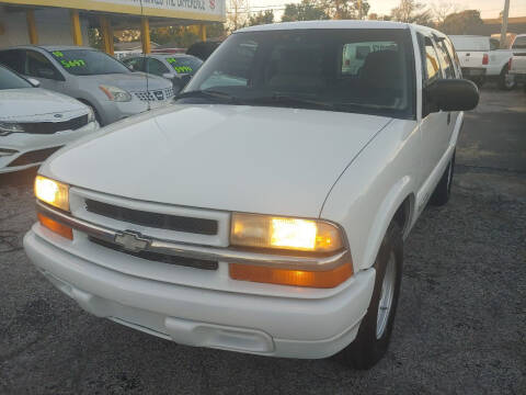 2004 Chevrolet Blazer for sale at Autos by Tom in Largo FL