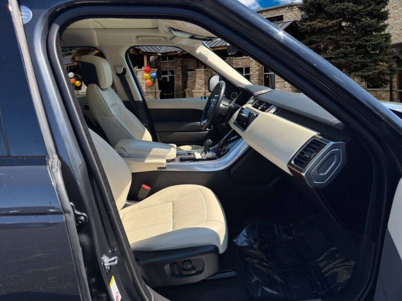 2019 Land Rover Range Rover Sport HSE