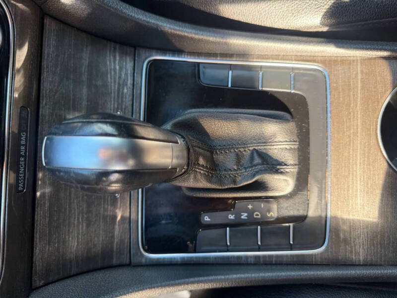 2016 Volkswagen Passat