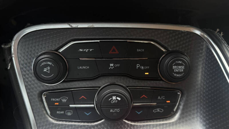 2015 Dodge Challenger SRT Hellcat