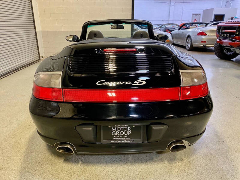 2004 Porsche 911 Carrera 4S