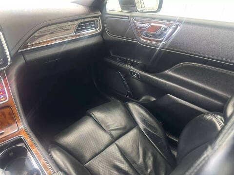 2017 Lincoln Continental Reserve