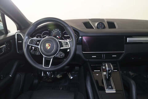 2023 Porsche Cayenne