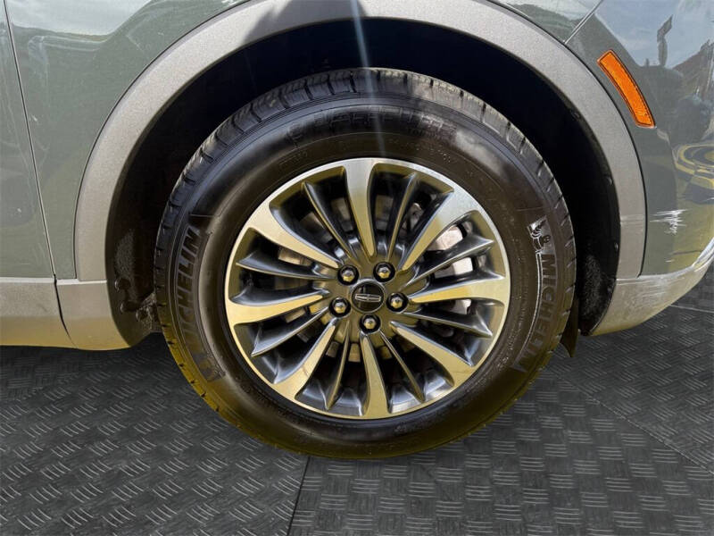 2022 Lincoln Nautilus Reserve