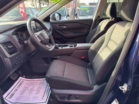 2025 Nissan Rogue SV