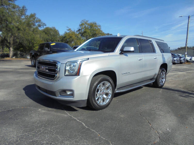 2017 GMC Yukon XL SLT