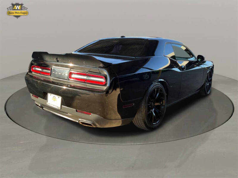 2018 Dodge Challenger SXT