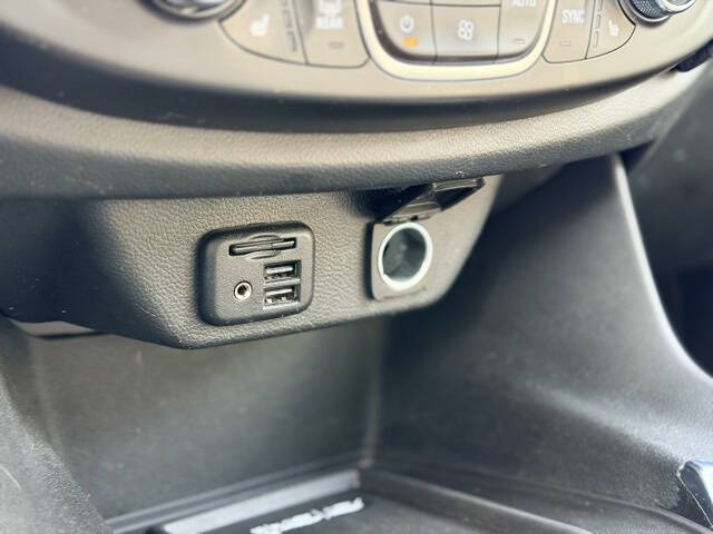 2022 Chevrolet Traverse RS