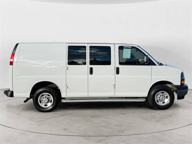 2024 Chevrolet Express 2500