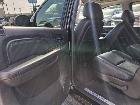 2014 GMC Yukon XL Denali