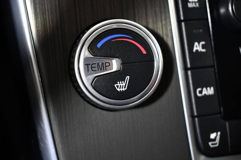 2015 Volvo V60 Cross Country T5