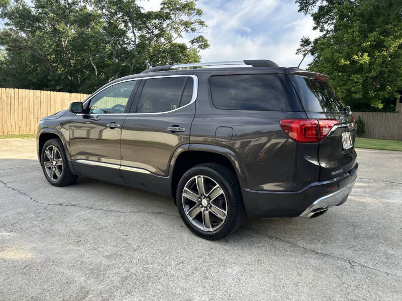 2017 GMC Acadia Denali