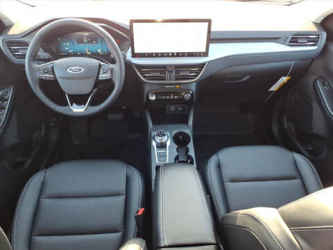 2026 Ford Escape Hybrid Platinum