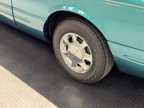 1996 Ford Thunderbird LX