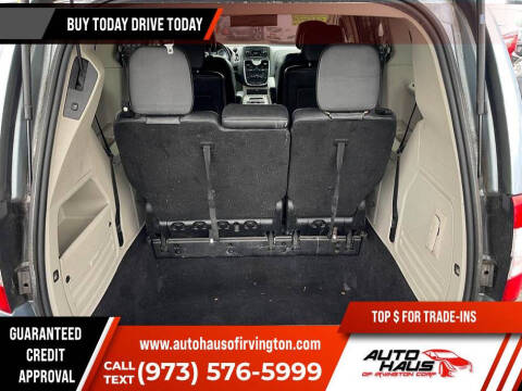 2013 Chrysler Town and Country Touring-L