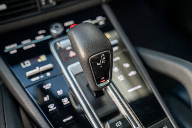 2022 Porsche Cayenne 22