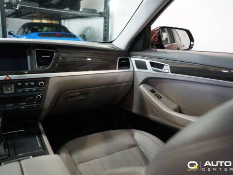 2015 Hyundai Genesis