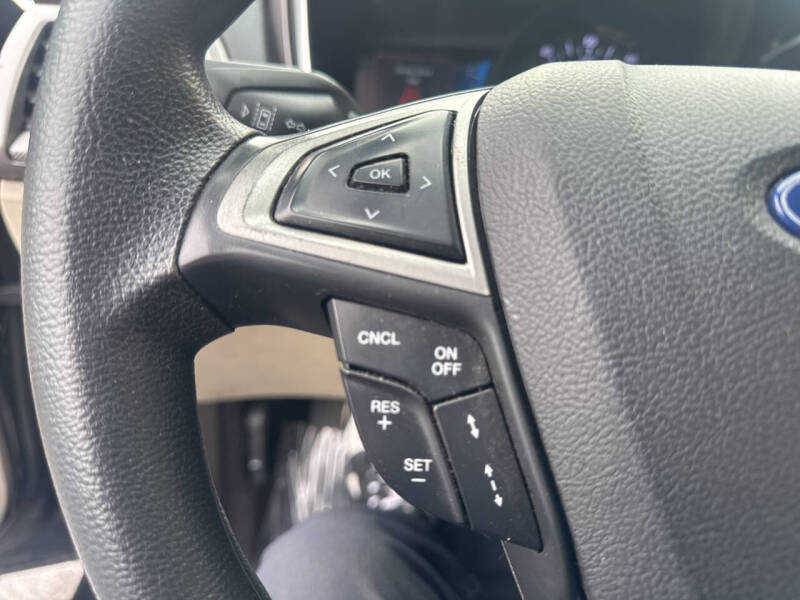 2019 Ford Fusion Hybrid SE