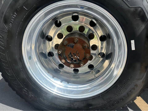 2019 International LT625