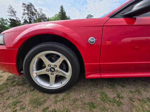 2004 Ford Mustang GT Deluxe