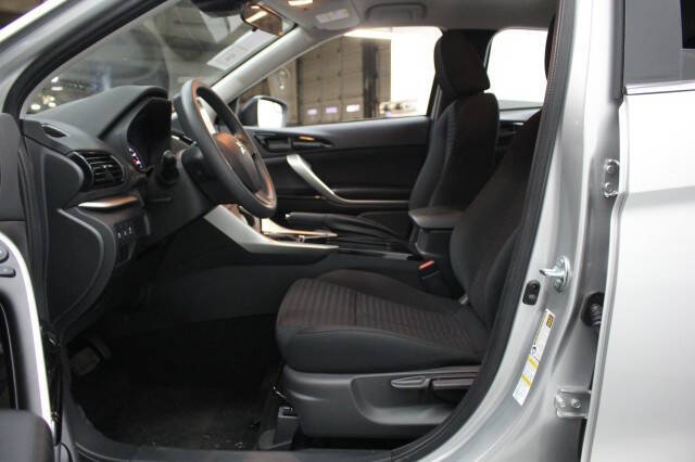 2026 Mitsubishi Eclipse Cross LE