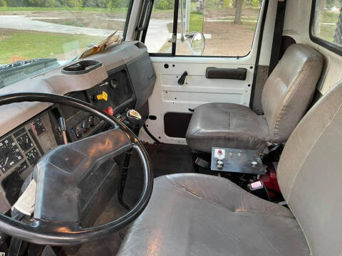 1998 International 2574