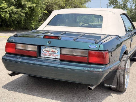 1990 Ford Mustang