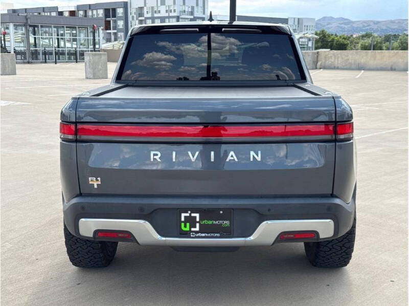 2022 Rivian R1T Launch Edition