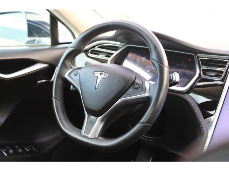 2012 Tesla Model S