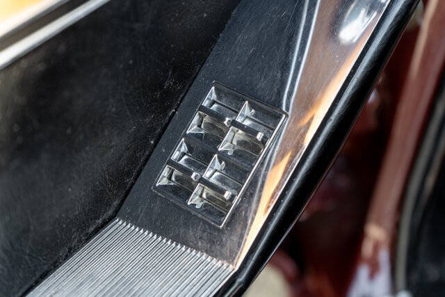 1963 Buick Riviera 12