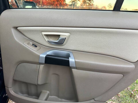 2013 Volvo XC90 3.2 Platinum