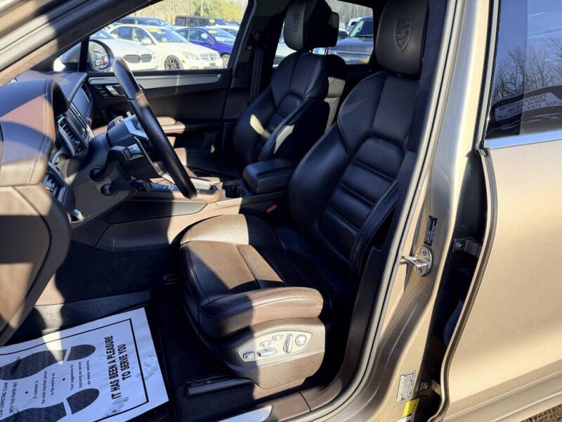 2015 Porsche Macan Turbo