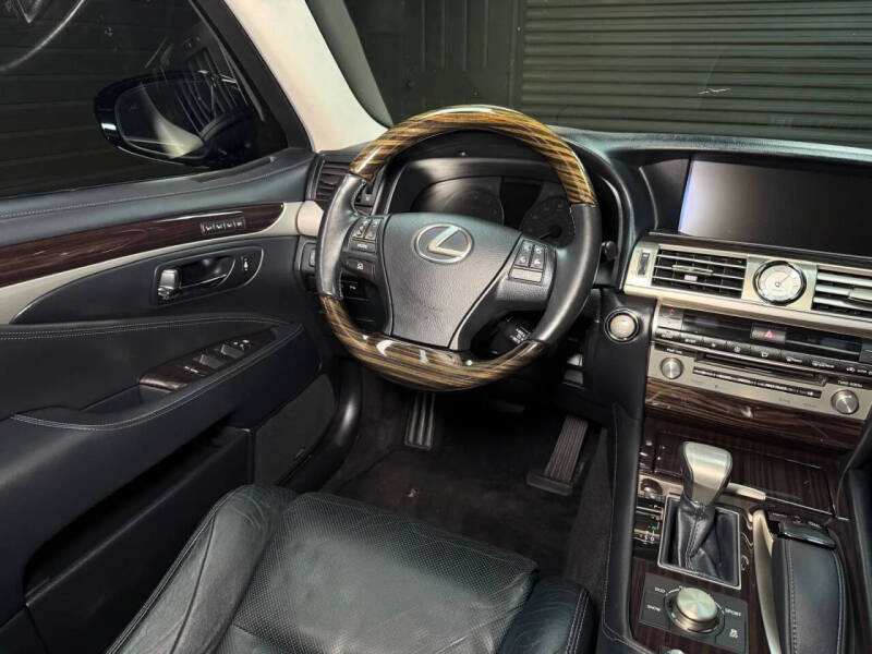 2013 Lexus LS 460