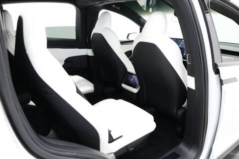 2022 Tesla Model X Plaid