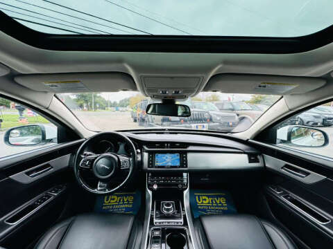 2017 Jaguar XF 35t Premium