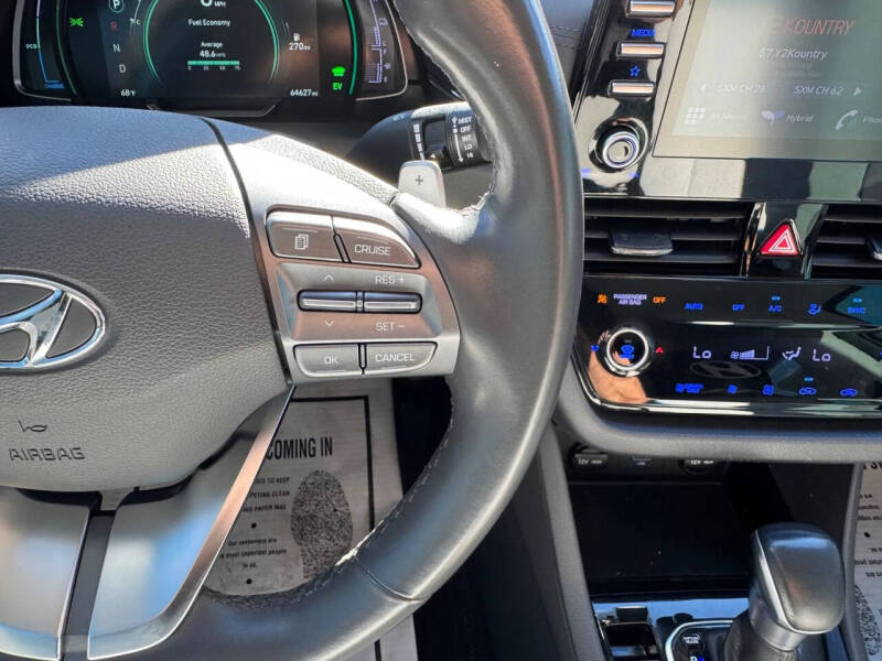 2022 Hyundai Ioniq Hybrid SE