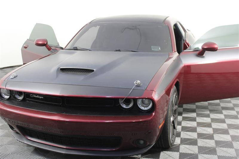 Red 2018 Dodge Challenger T/A T/A 2dr Coupe 2