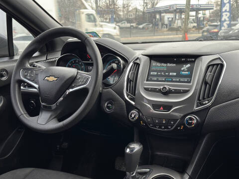 2018 Chevrolet Cruze LT Auto