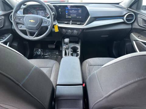 2024 Chevrolet Trax LS