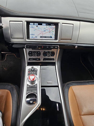 2012 Jaguar XF Supercharged